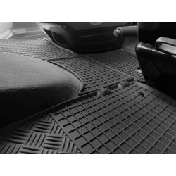 Covorase cauciuc la comandă pentru VOLKSWAGEN T5 2m Transporter / Caravella / Multivan +TUNEL (4 piese) (din 2003)