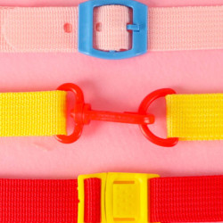 Tablele senzoriale Montessori pentru manipulare pe rucsac roz
