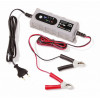 Încărcător universal portabil de acumulatori 6 sau 12V, alimentare 230V, destinat acumulatorilor cu capacitate 4 - 120 Ah. Încărcătorul recunoaște automat dacă este conectat un acumulator de 6V sau 12V. ...