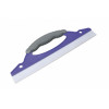 Squeegee-ul este potrivit pentru ștergerea apei de pe geamurile automobilului