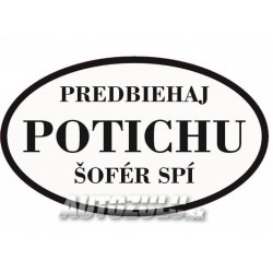 Depășește în tăcere, șoferul doarme