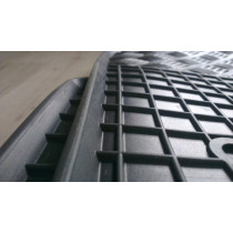 Covorase din cauciuc pe măsură pentru DACIA Spring (din 2022)